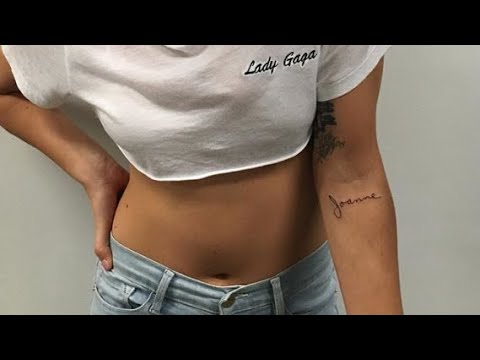Леди Гага сделала татуировку в честь тети - факты и фото для сайтаtatufoto.com