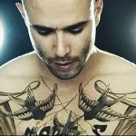 2 ласточки тату - мужская татуировка на грудь