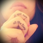 красивая цитата - татуировка на пальце для девушки (тату - tattoo- фото)