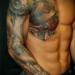 реалистичная биомеханическая тату - мужская татуировка на плече