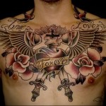 тату - крылья, розы, часы, оружие - ячркие цвета - мужская татуировка на грудь