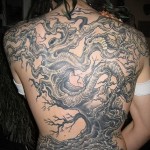 Дерево жизни тату - крупная татуировка на всю спину