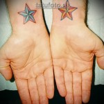 тату звезда на запястье - парная татуировка на 2 руки