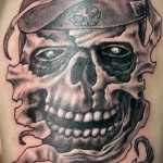 Армейская татуировка - РВДУ - и череп в берете