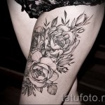 flower tattoo on thigh 1