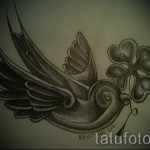 swallow tattoo clover - Photo example 1