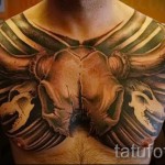 Фото готовой тату знак зодиака телец - крутой рисунок с черепом на всю грудь для мужчины