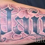 английские буквы для тату - фото готовой татуировки - 20122015 № 5