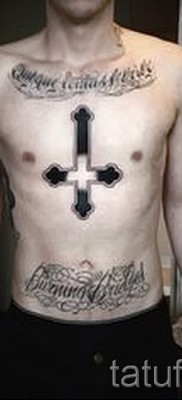 тату перевернутый крест — пример на фото от 08122015 № 17
