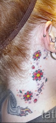 тату вишня на шее — примеры татуировки на фото от 30012016 4