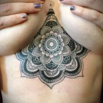тату под грудиной у девушки - примеры татуировок на фотографии от 16012016 18