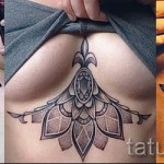 тату под грудиной у девушки - примеры татуировок на фотографии от 16012016 3