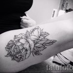 тату пионы на бедре - примеры готовых тату в фотографиях 01022016 7