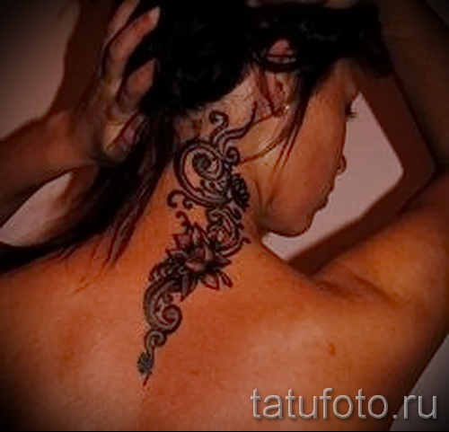 тату феникс на шее - фото готовой татуировки от 11022016 3 - tatufoto.com