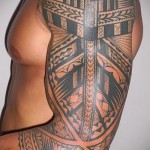 Celtic Tattoo-Muster auf der Schulter - ein Beispiel für ein Foto zur Auswahl 28022016 1