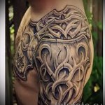 Celtic tattoo pattern on the shoulder - an example of a photo to select from 28022016 1