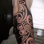 Tätowierung auf seinem Unterarm männlichen Muster - Foto Beispiel für die Auswahl von 28022016 3