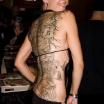 motifs de tatouage sur le dos de la femme - pour sélectionner un exemple de photo de 28022016 2