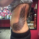 sur les bords d'ailes tatouage - par exemple Photo d'un tatouage sur 03022016 1