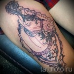tattoo on his thigh horse 2