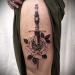 меч на бедре тату - примеры готовых тату в фотографиях 01022016 2