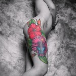 тату цветы на бедре - примеры готовых тату в фотографиях 01022016 - 010