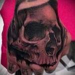tattoo skull on hand - Photos and examples of 01032016 3