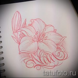 Эскиз татуировки лилии, нарисованный карандашом. Мягкие линии и тени создают реалистичный эффект. Идеально для романтичных рисунков.