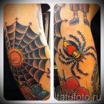 тату паутина на локте - классная татуировка в стиле олд скул с изображением мохнатого паука
