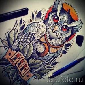 Красочный эскиз татуировки совы в стиле олдскул с яркими цветами и четкими контурами. Идеально для предплечья или плеча.
