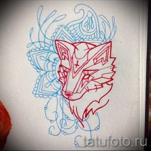 Эскиз татуировки лисы, выполненный в ярких красных и голубых тонах с использованием геометрических узоров и линий. Идеально для любителей оригинальных рисунков.