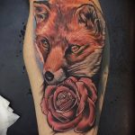 Fuchs Tätowierung mit Blumen - cooles Tattoo Foto auf 03052016 1
