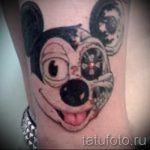 tatouage Mickey Mouse sur la main - tatouage fini sur 16052016 2