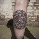 мандала на ноге тату - фото пример готовой татуировки от 01052016 13