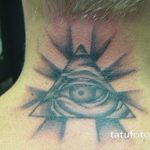 тату глаз в треугольнике на шее - фото готовой татуировки от 13052016 12