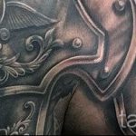 тату на плече мужские кожаные доспехи фото - пример готовой татуировки от 16052016 6
