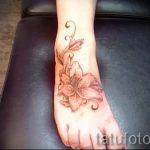 tattoo on her ankle lily 1