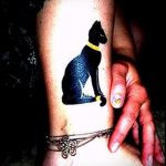 тату кошки на лодыжке - классные фото готовой татуировки 7