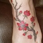 тату на лодыжке сакура - классные фото готовой татуировки 1
