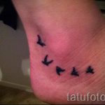 тату птицы на лодыжке - классные фото готовой татуировки 11