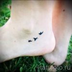 тату птицы на лодыжке - классные фото готовой татуировки 6