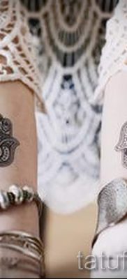 тату хамса — фото пример для статьи про значение татуировки 18