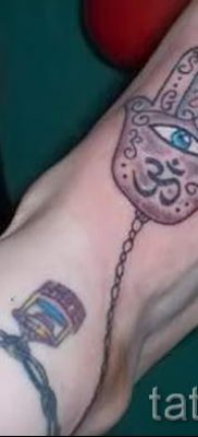 тату хамса — фото пример для статьи про значение татуировки 49