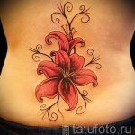 Lilie Tattoo auf dem Rücken - Foto Beispiel der Tätowierung 13072016 1
