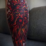 Tattoo-Gott der Sonne - ein kühles Foto des fertigen Tätowierung auf 14072016 1