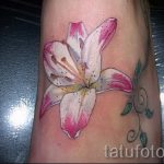 Tattoo Lilie weiß - Foto Beispiel der Tätowierung 13072016 1