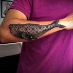 Whale tattoo on her wrist - a photo of the finished version of the tattoo 14072016 1