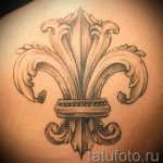 heraldic lily tattoo - Photo example of the tattoo 13072016 1