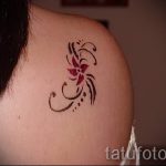 kleines Tattoo Lilie - Foto Beispiel der Tätowierung 13072016 1