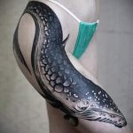 tatouage de baleine sur sa hanche - une photo de la version finale du tatouage 14072016 1